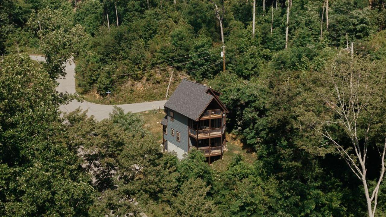 Mountain Time Villa Gatlinburg Exterior photo