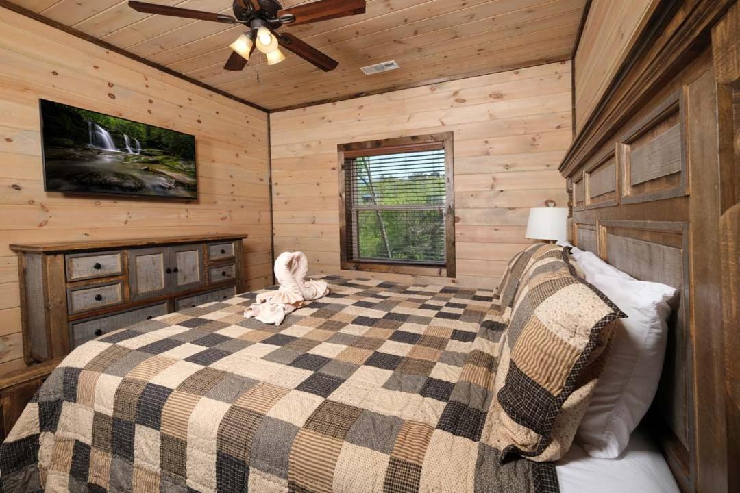 Mountain Time Villa Gatlinburg Exterior photo